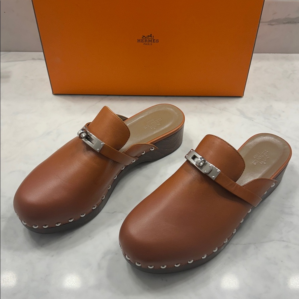 Hermes Carlotta Clogs - Picture 4 of 15